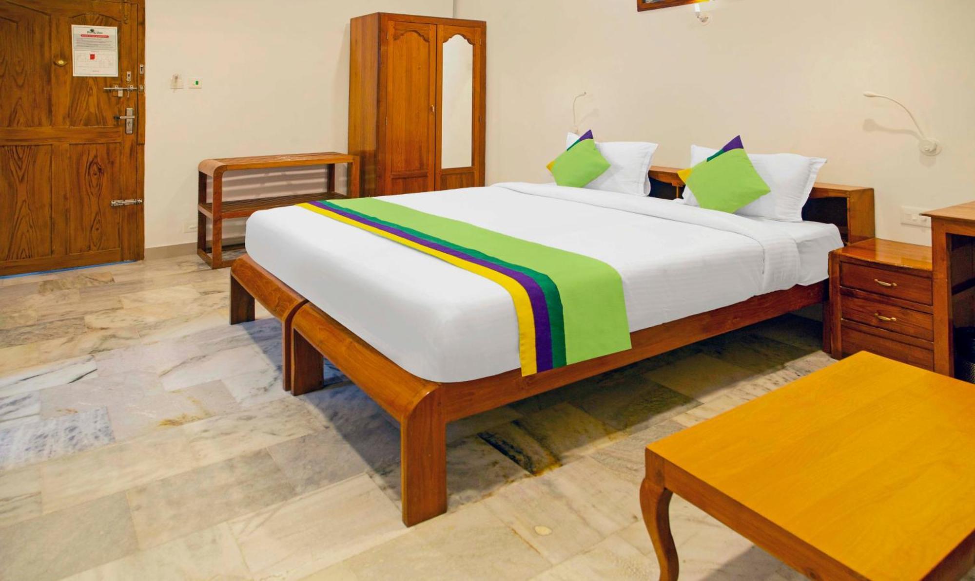 Hotel Treebo Kumily Gate Thekkady, Periyar National Park Zewnętrze zdjęcie