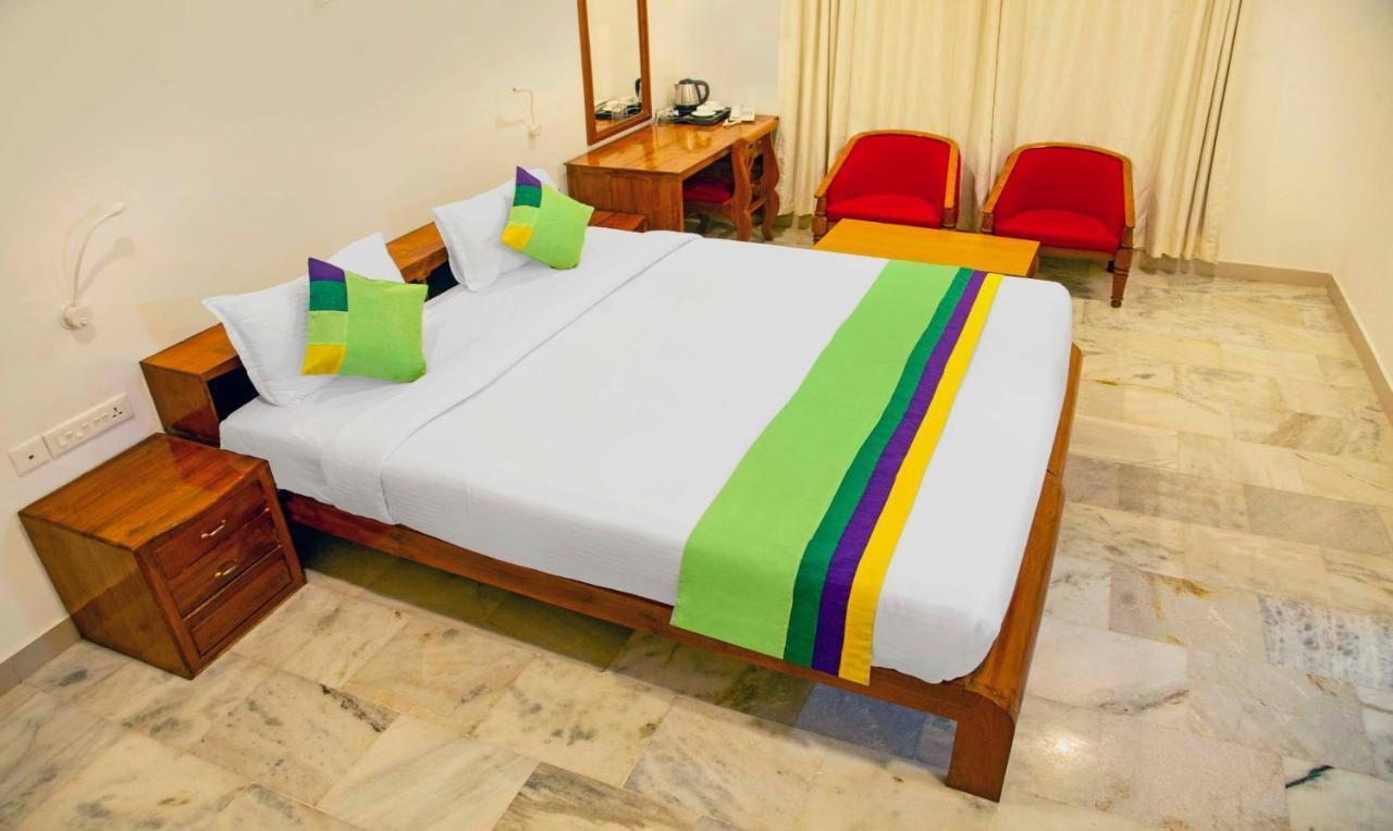 Hotel Treebo Kumily Gate Thekkady, Periyar National Park Zewnętrze zdjęcie