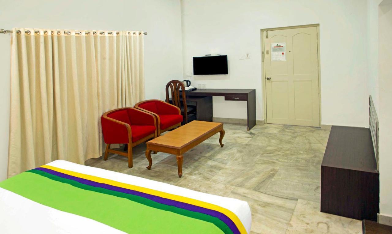 Hotel Treebo Kumily Gate Thekkady, Periyar National Park Zewnętrze zdjęcie