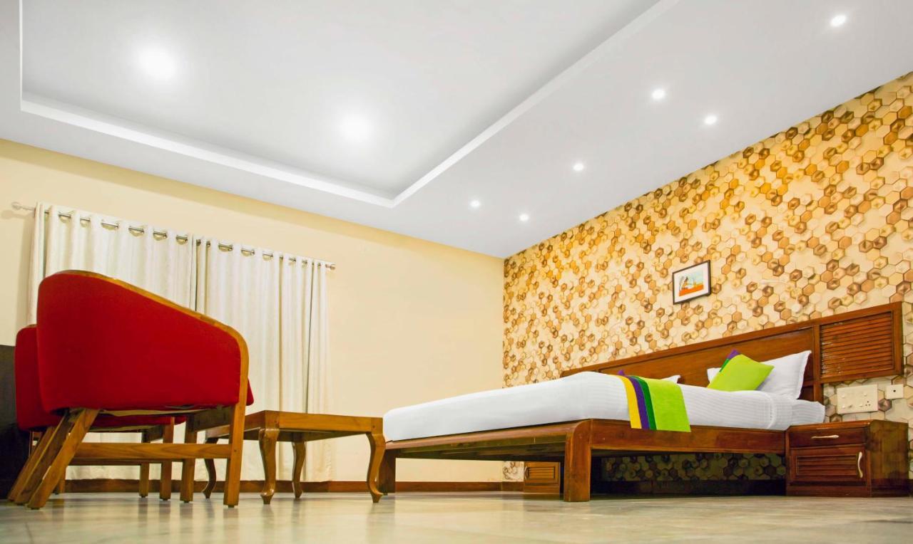 Hotel Treebo Kumily Gate Thekkady, Periyar National Park Zewnętrze zdjęcie