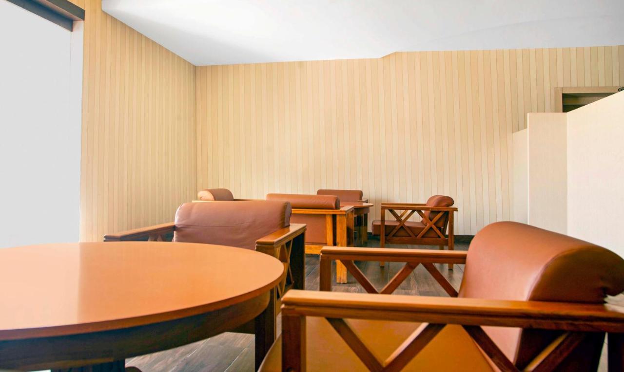 Hotel Treebo Kumily Gate Thekkady, Periyar National Park Zewnętrze zdjęcie